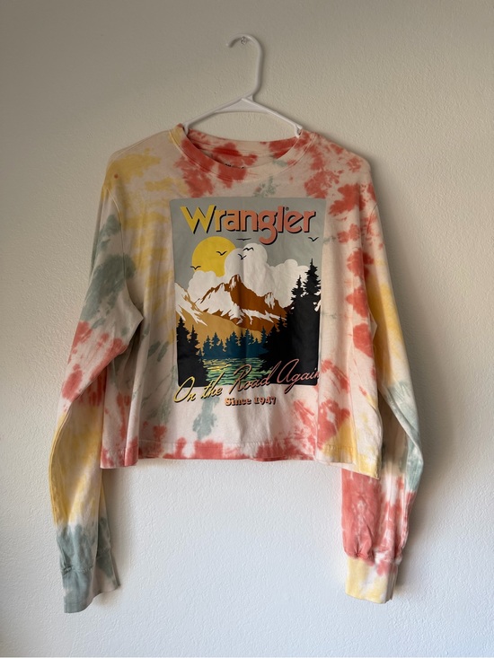 Wrangler Tops - NWOT Wrangler Sunset Crop T-Shirt
